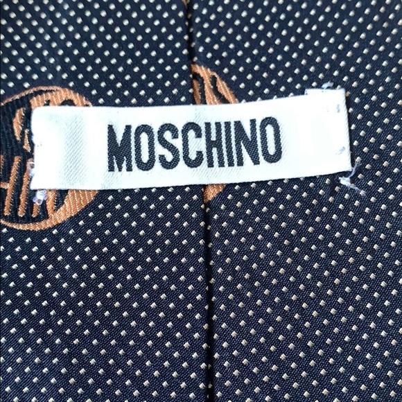 MOSCHINO TIE ✖️🔴SOLD🔴✖️ - Picture 5 of 7
